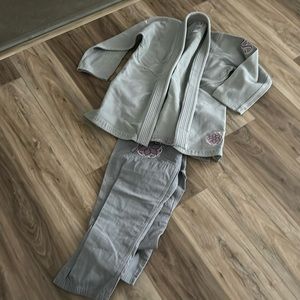 Women’s Jiujitsu gi